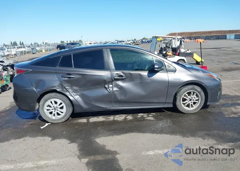 2017 Toyota Prius Two z USA, uszkodzony, nr VIN JTDKBRFU8H3543866